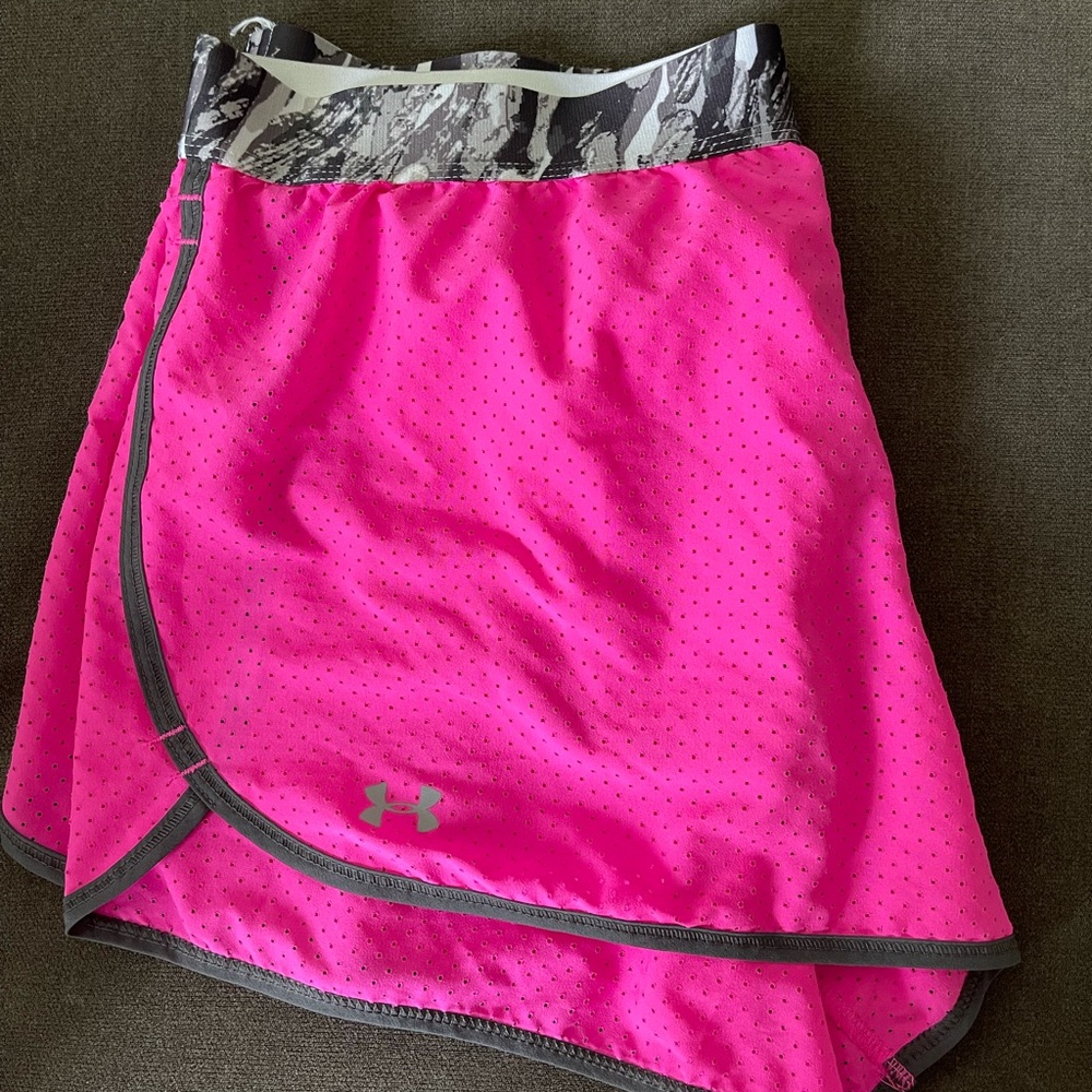 Active Shorts - Picture 2 of 3